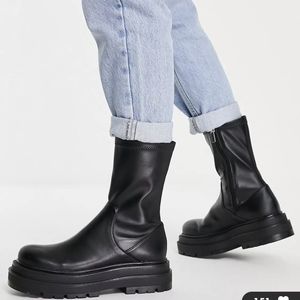 Pull&Bear *NWOT* Chunky Lug Sole Boots